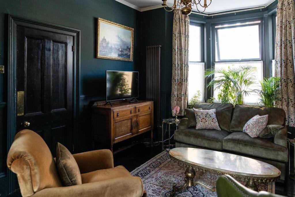 Vintage Townhouse, Wood Burner, Leafy Garden, Close To The Beach Margate Exterior photo